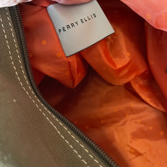 Men’s Perry Ellis Weekend Bag brown boxCG - Picture 8 of 9